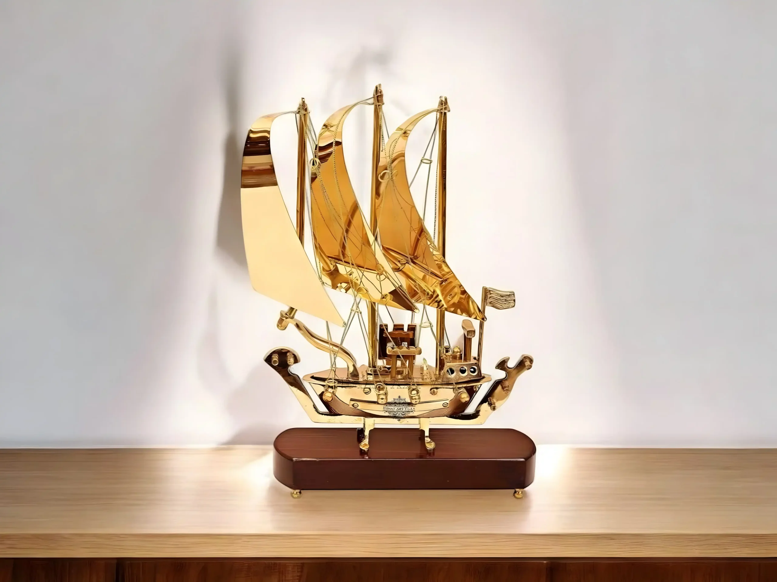 Handcrafted sailing ship miniature in pure brass, antique royal brassware, non-toxic, chemical-free traditional gifting item