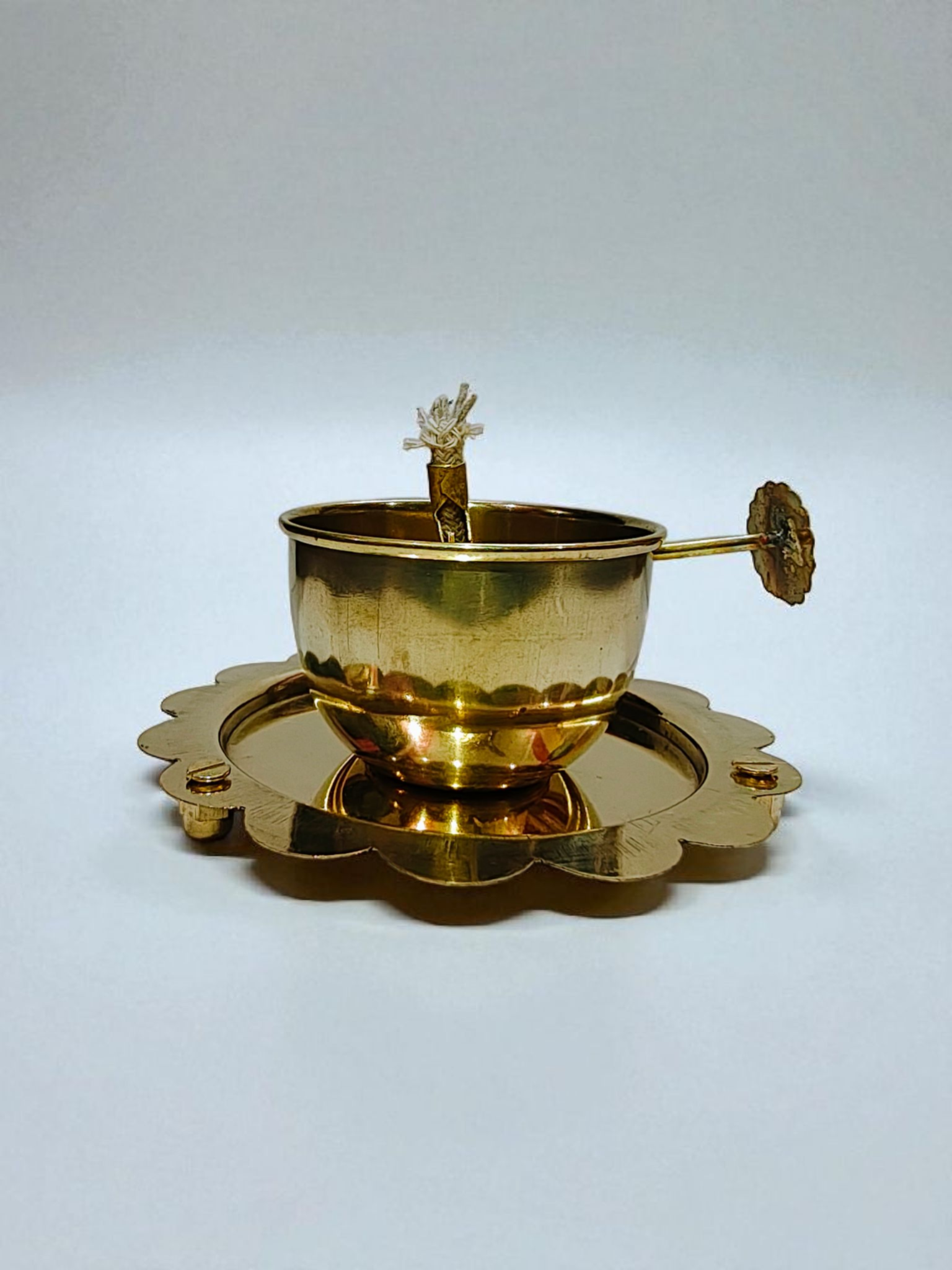 Brass Akhand Diya Big Size for Puja | Akhand Diya with Adjustable Bati | Premium Brass Diya for Temple, Pooja Room & Festivals | Long-Burning Unbroken Flame Diya for Navratri, Diwali, Home Mandir - Image 2