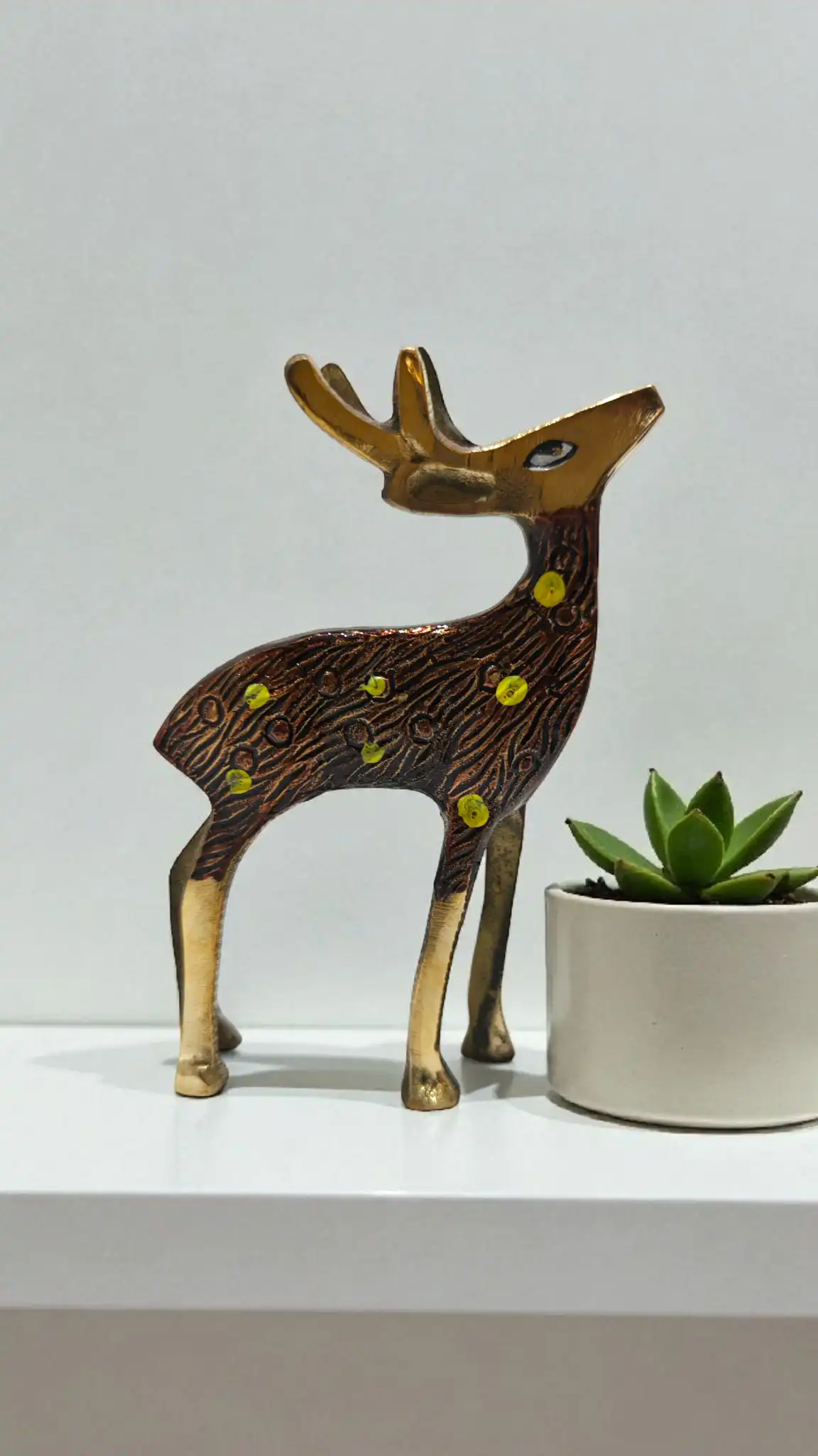 Elegant Antique Brass Deer Set | Decorative Couple Showpiece for Home & Office D?cor | Handcrafted Brass Deer Figurines for Living Room & Shelf Display